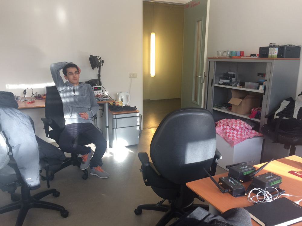 Early Xeelas. Small office, the grind is real.